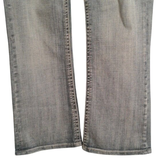 Vigoss Size 9 Jeans New York Bootcut Distressed Blue Denim Womens Flap Pockets - Picture 4 of 8